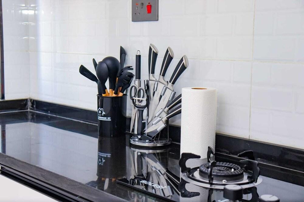 Staroot Residences- Celestial Chalet