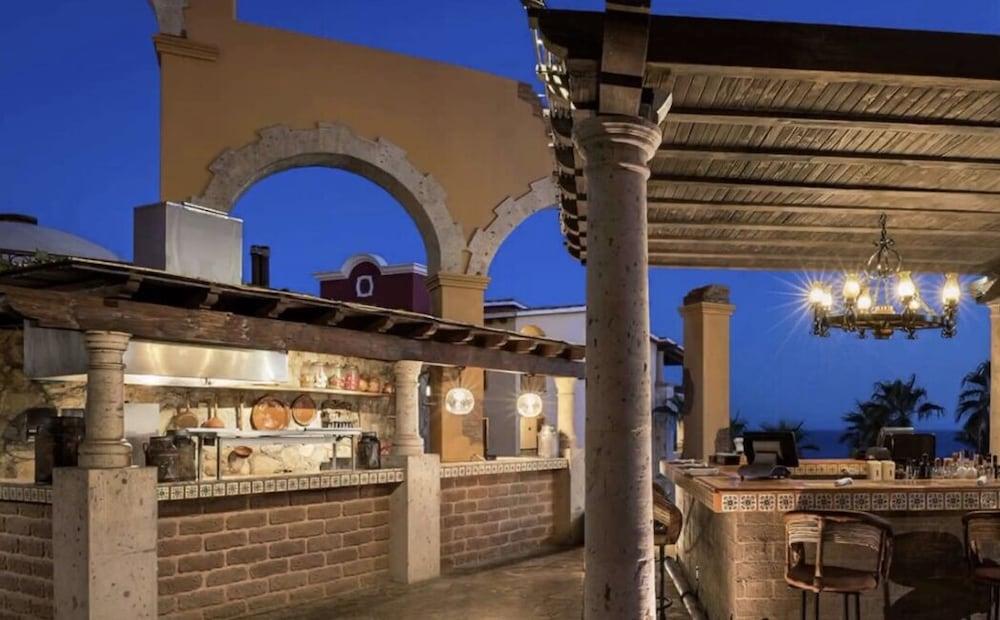 4BD Oceanfront Unit Vista Encantada Cabo