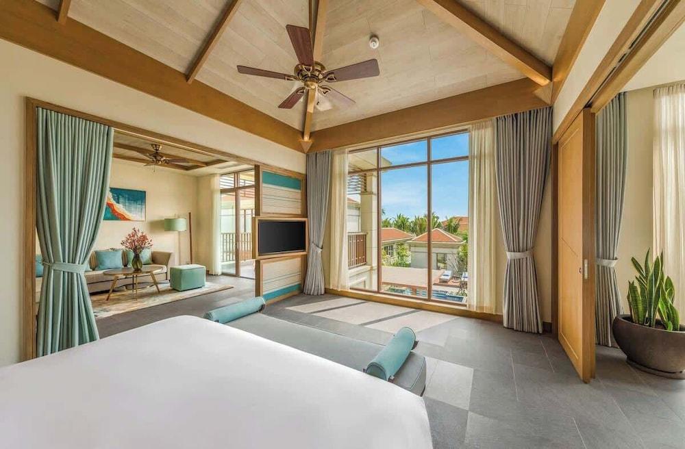 Luxe 5 Star Villa Private Pool Resort Access