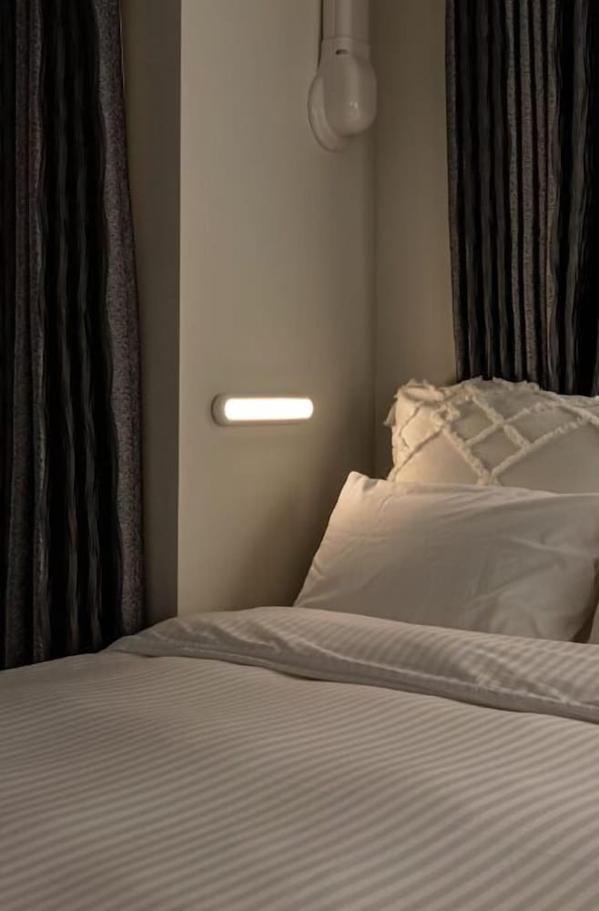 Toranomon Guesthouse 7F