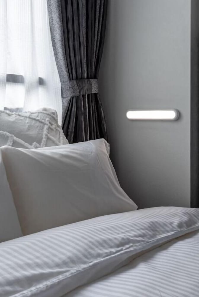 Toranomon Guesthouse 7F