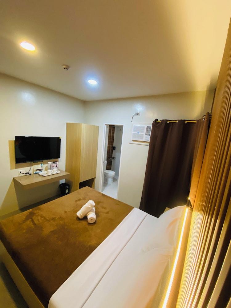 ZenSuites hotel Tacloban