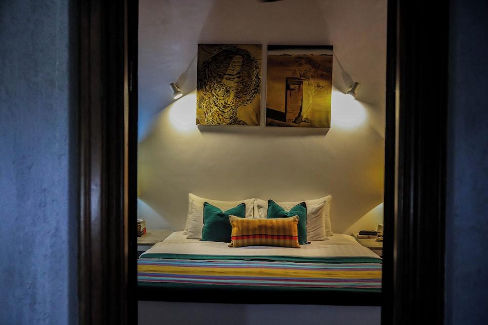 Margossa Residence Kandy