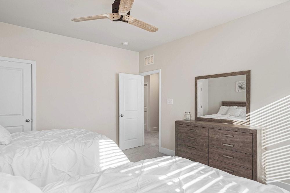 Milos Haven Close to Beaches!