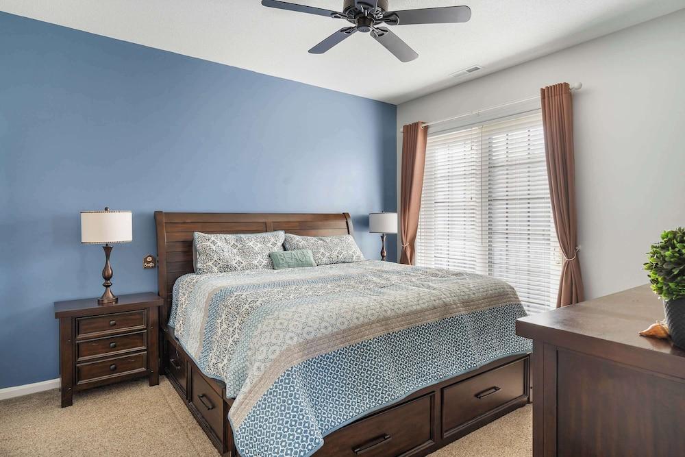 Villages at Five Points- West