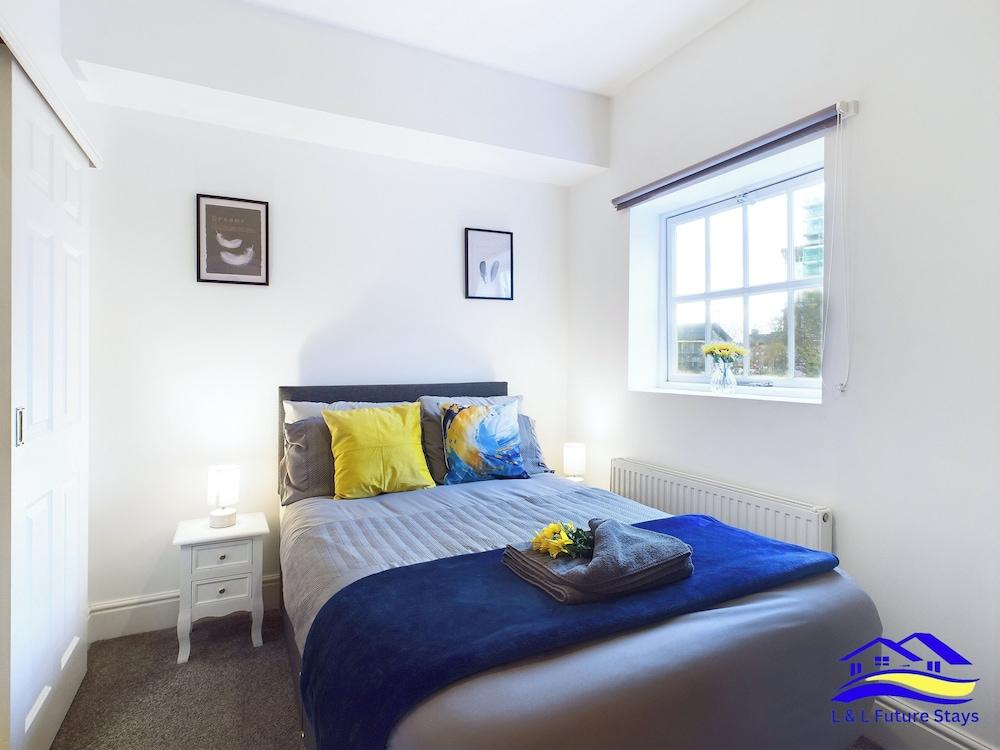 2br-sleeps4-citycentre-freeparking