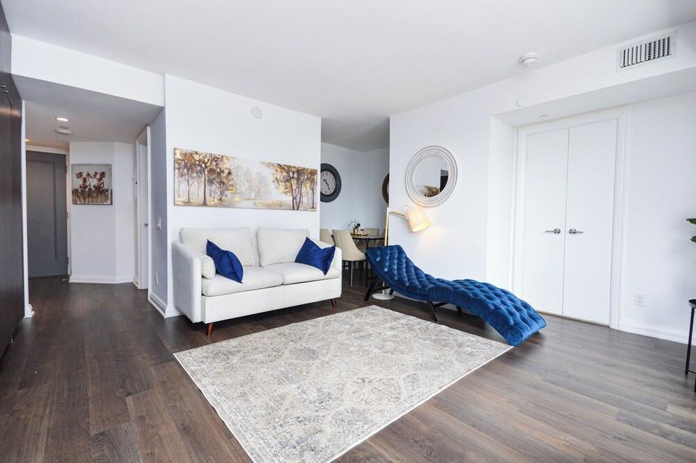 Prestige Yorkville Suites