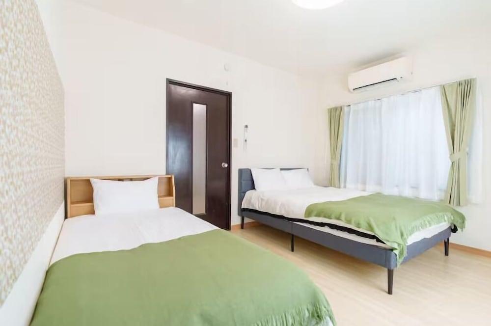 2 Minute Walk from Sensoji Temple