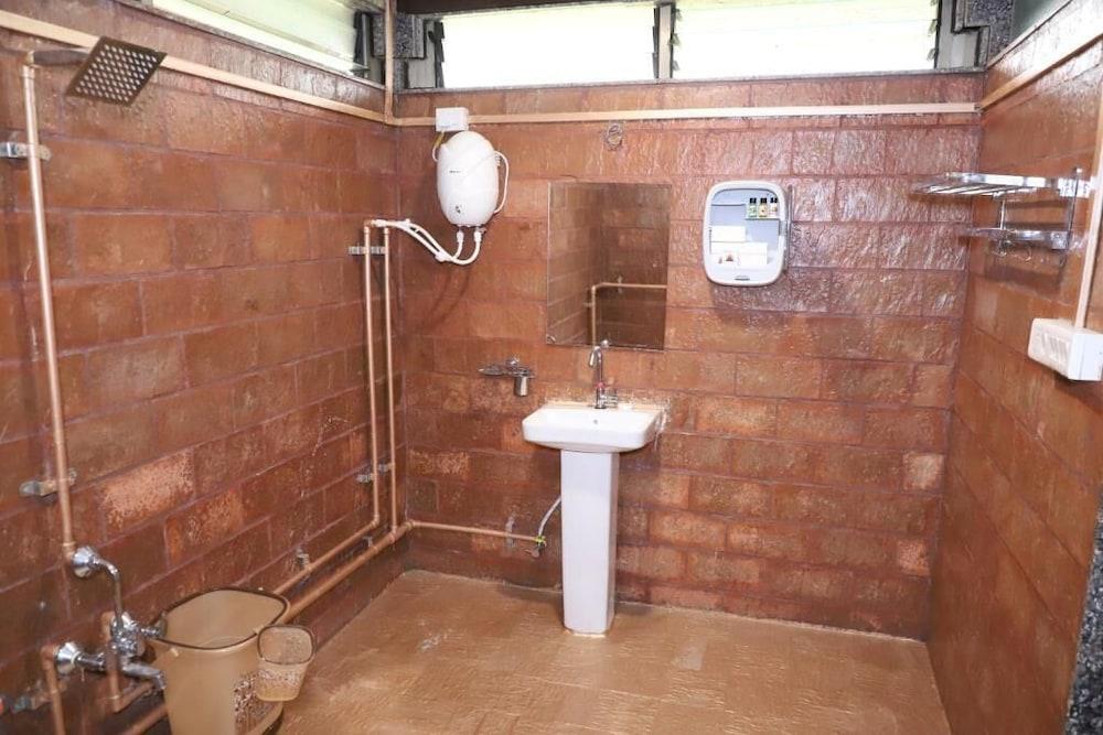 Shri Shiv Villa Managed By Blue Diamond