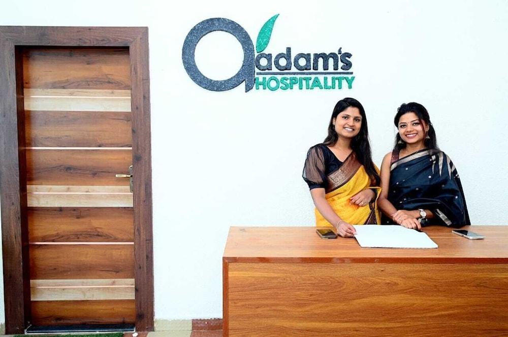 Aadams Suites