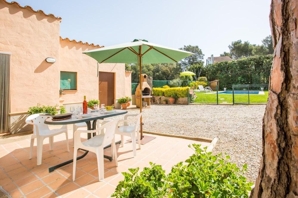 Tres Pins 1 in Lloret de Mar