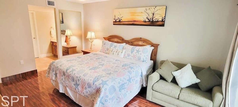 Saida Towers IV #108