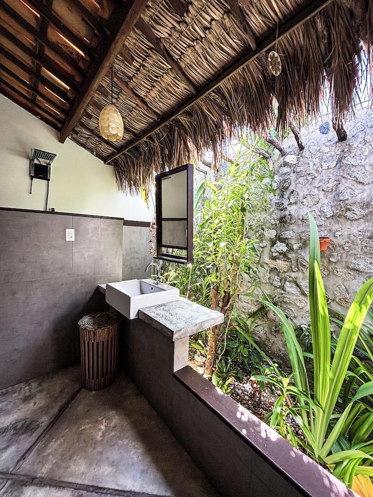 Room-spacious Suit Tarifa