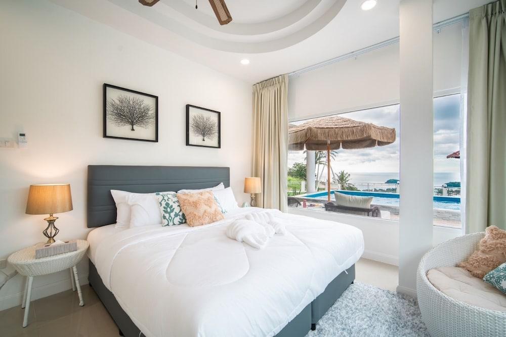 Ocean View 4BR Pool Villa KataBB Seaview