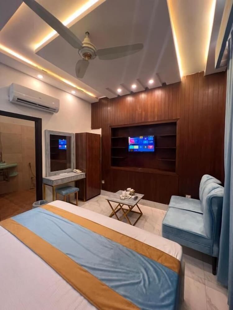 Gulberg Inn Hotel Lahore