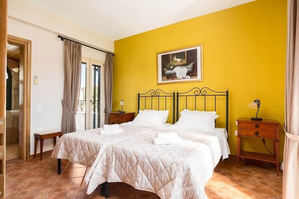 Corfu Liostasi Villa - Hellios Luxury Gem w Pool