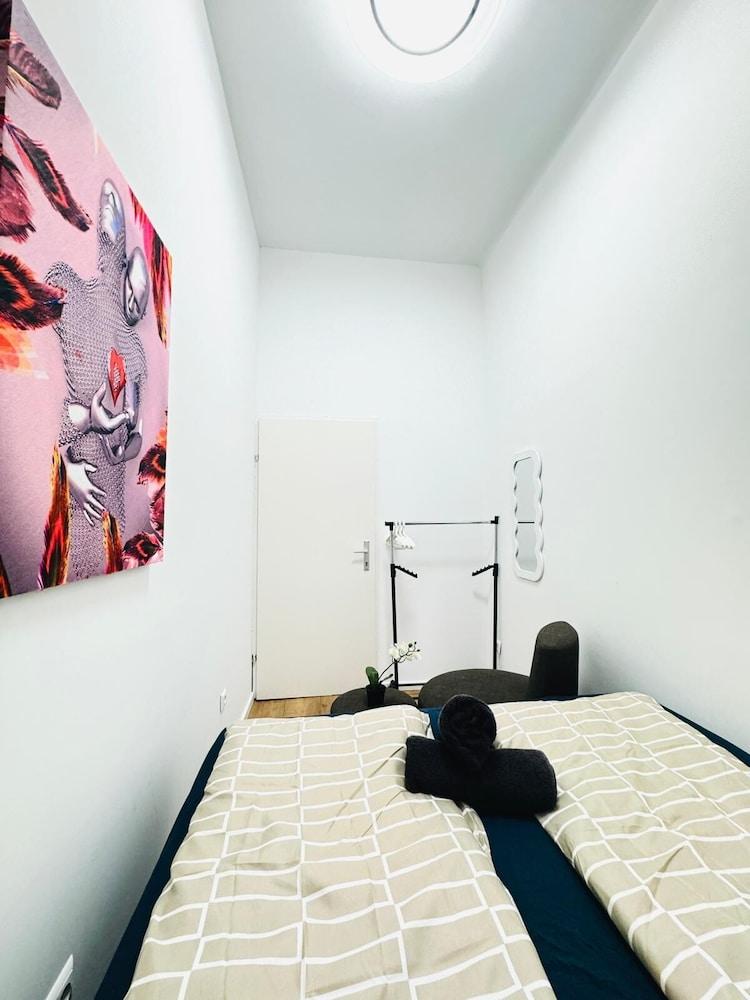 Cozy Rooms Superb Location near Augarten