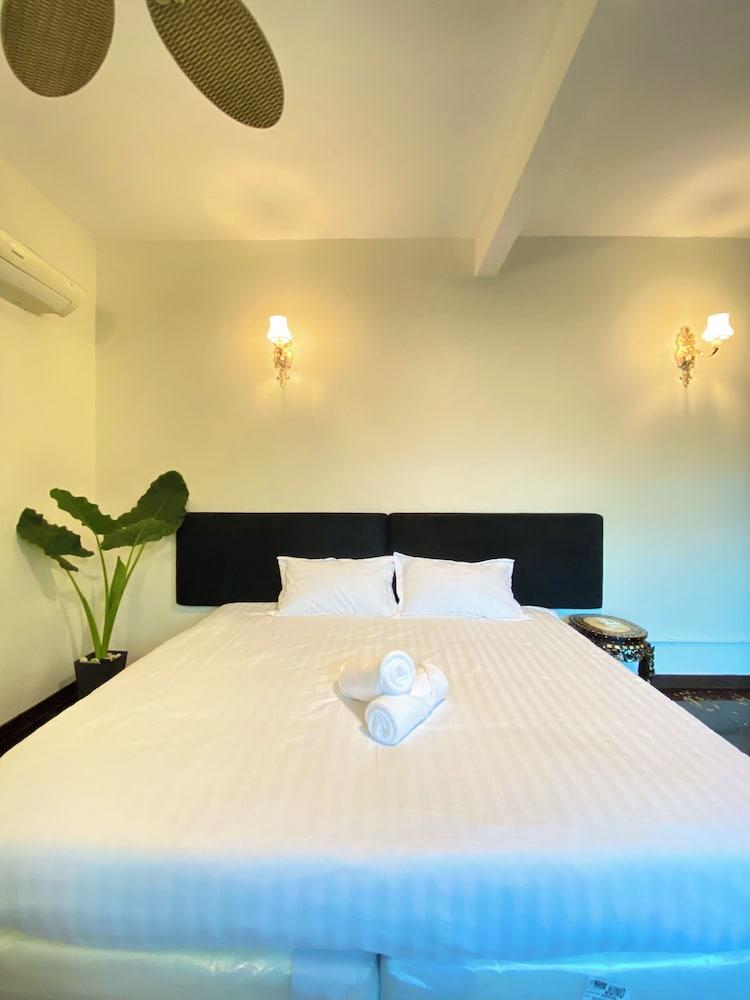 Seahome Boutique Hotel