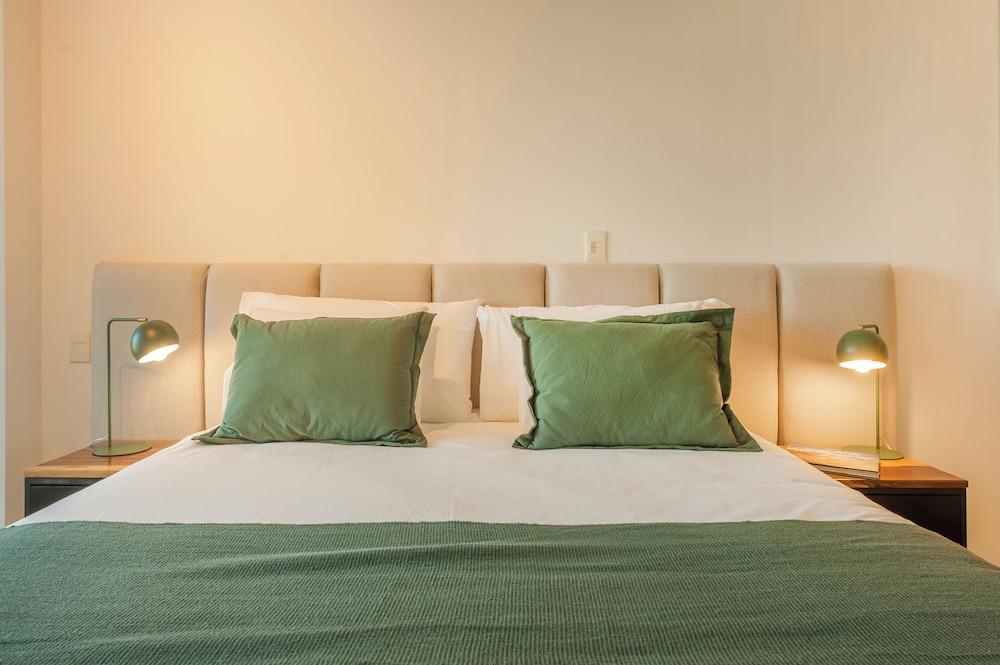 Incredible Studio Luxe Tower D902