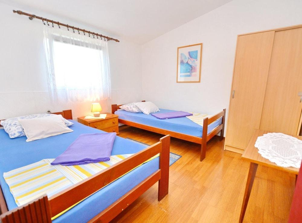 Apartments Roksandić