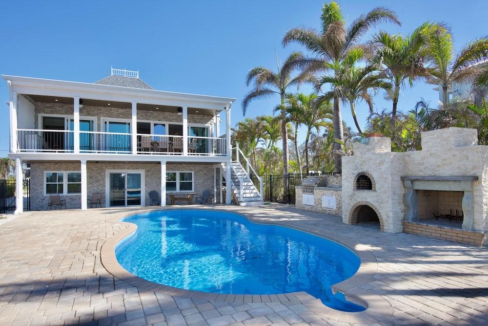 Bayview Sunset Getaway B