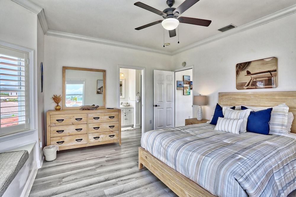 Villa At Bahia Shores-4br