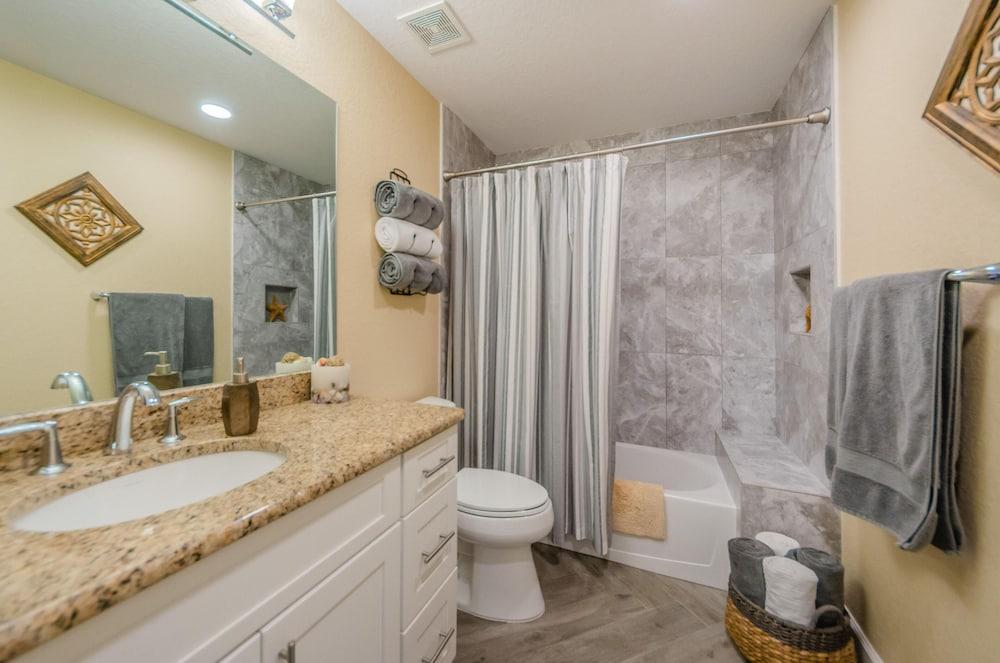 Dolphin Key 504 - Premier