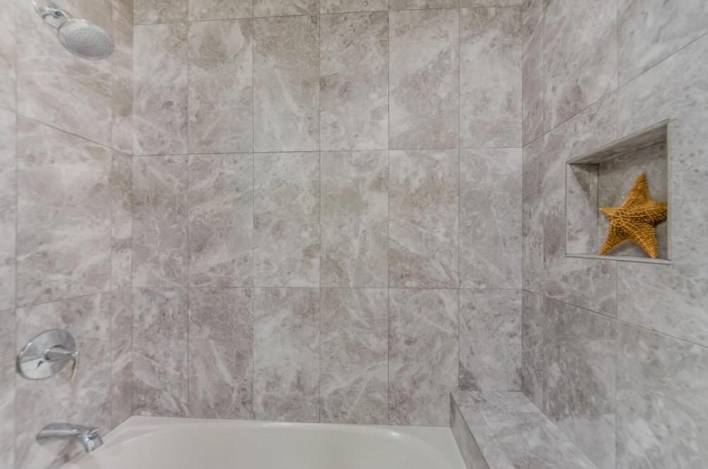 Dolphin Key 504 - Premier