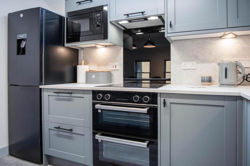 Sandy Steps - 1 Bedroom Apartment - Tenby