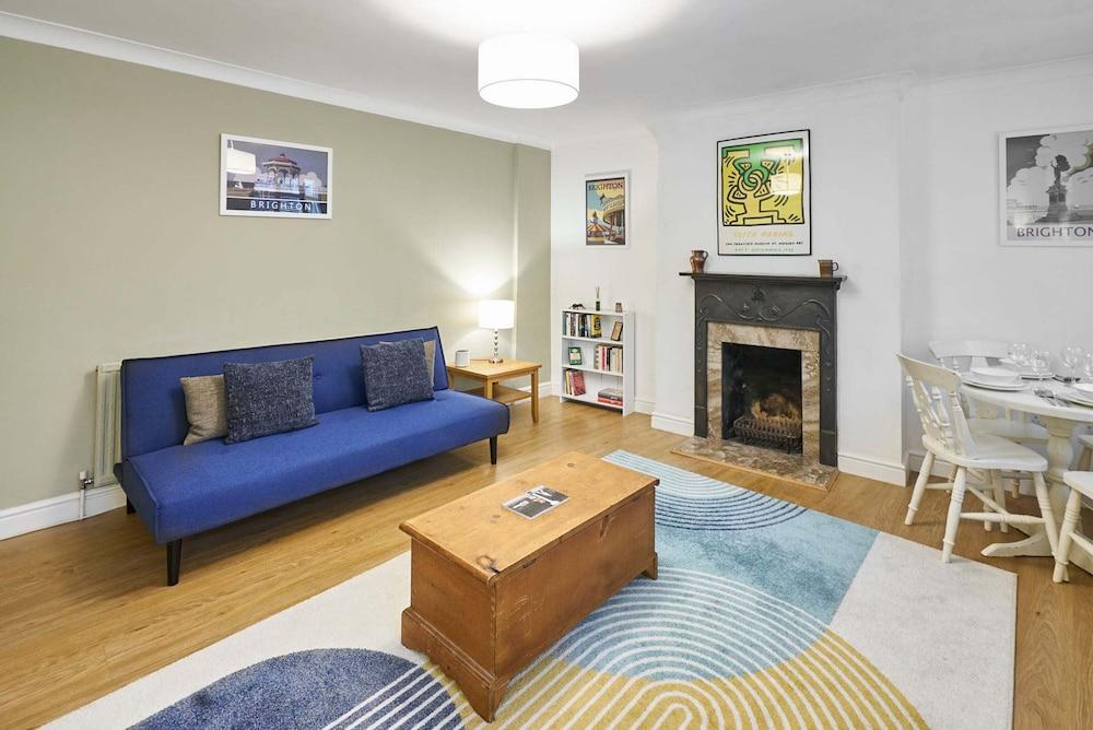 Host Stay Garden Flat