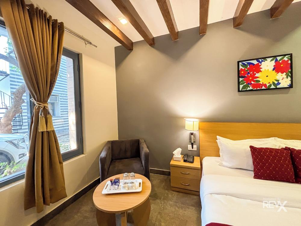 The Maple Woods Resort