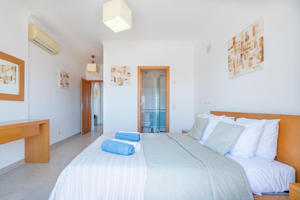 Lagos Ocean View 3 With Pool by Homing