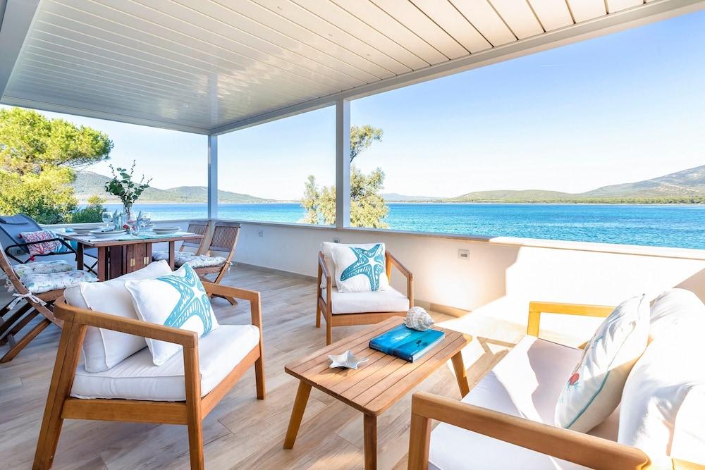 Sardinia Re - Porto Conte Bay Terrace