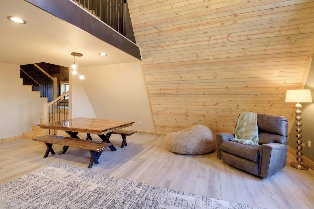 Wytheville A-frame Cabin w/ Wraparound Deck