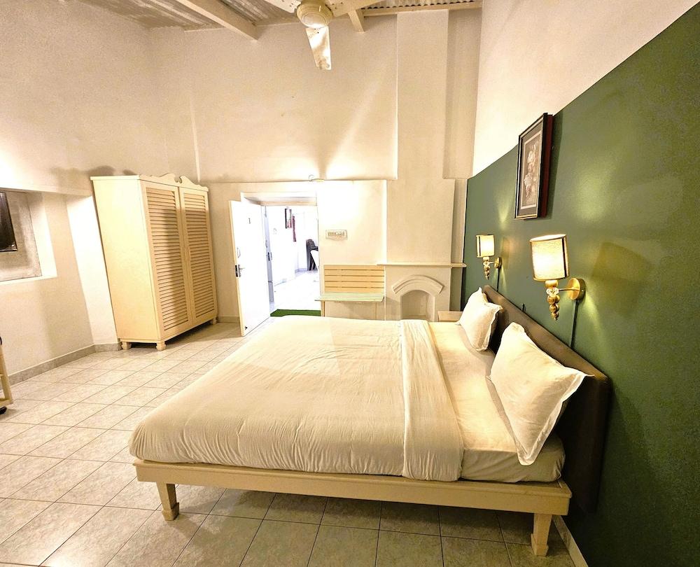 iSTAYS The Colonial Villa Yercaud