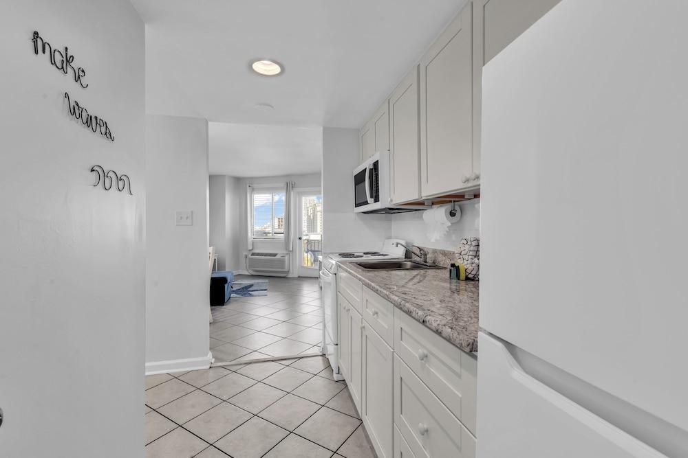 Bluewater Resort 720