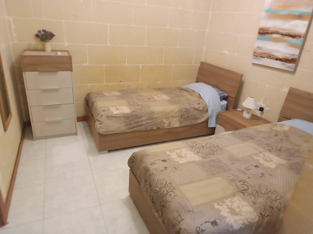 Sea and Country View 1st Floor Apartment