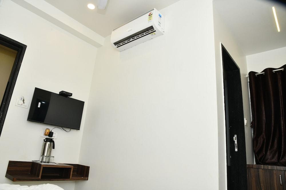 Hotel Shreeji Palace