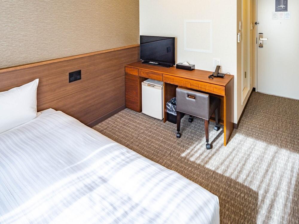 BANDE HOTEL TEMPOZAN