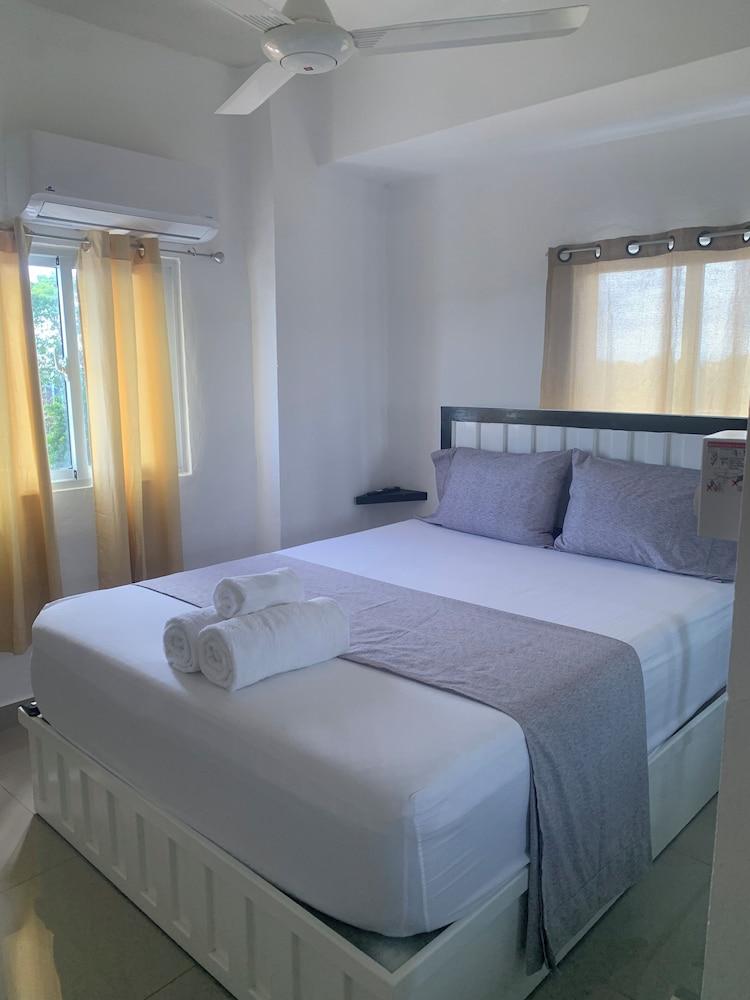 Plata View Apartahotel