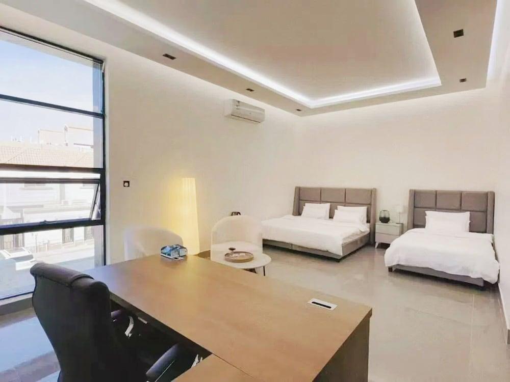 Hasy's House-Chu Jian