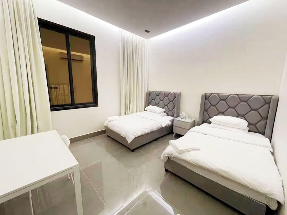 Hasy's House-Chu Jian