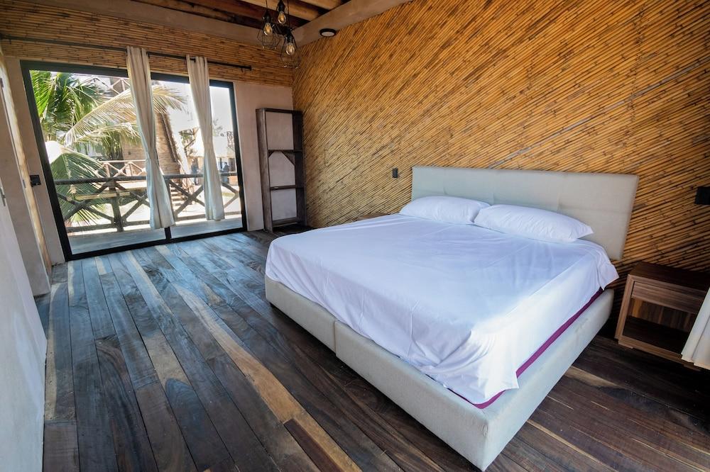 Norock Club and Beach