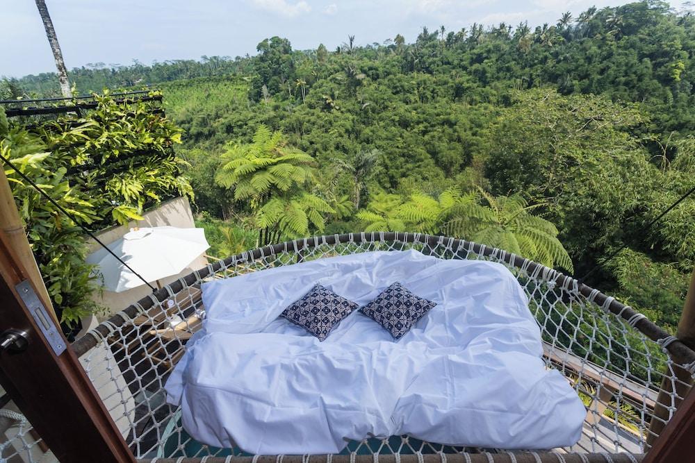 The Scape Valley Villa by GenuineHost