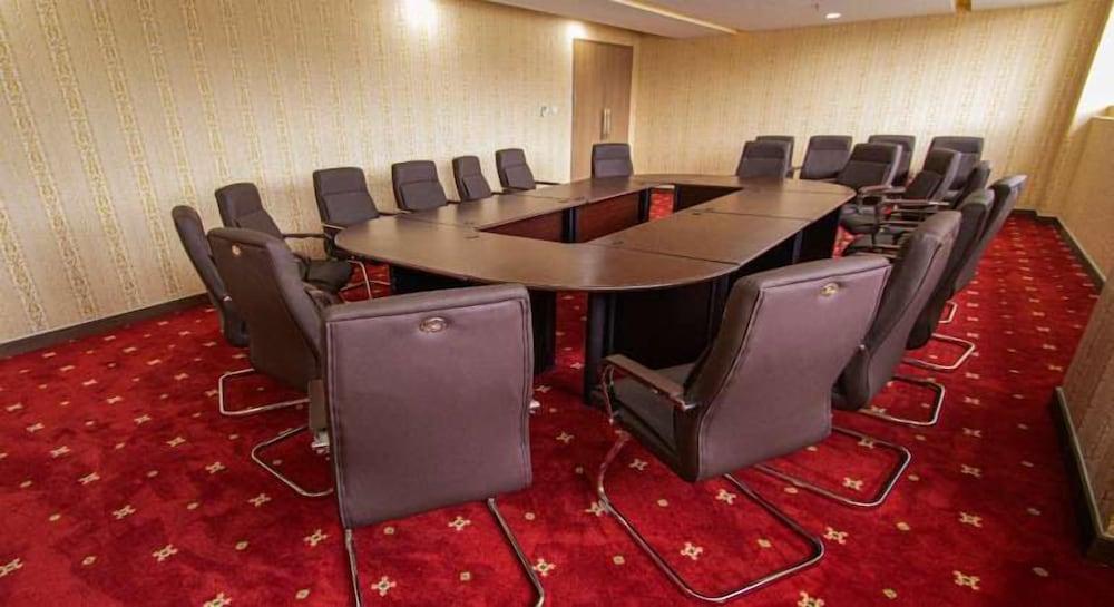 Labersa Hotel & Convention Centre Toba