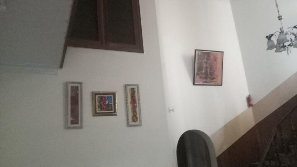 M M palace Guest House