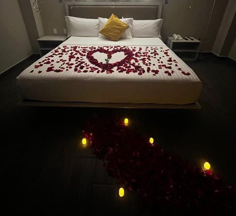 HOTEL ROYAL GARDEN TUXPAN