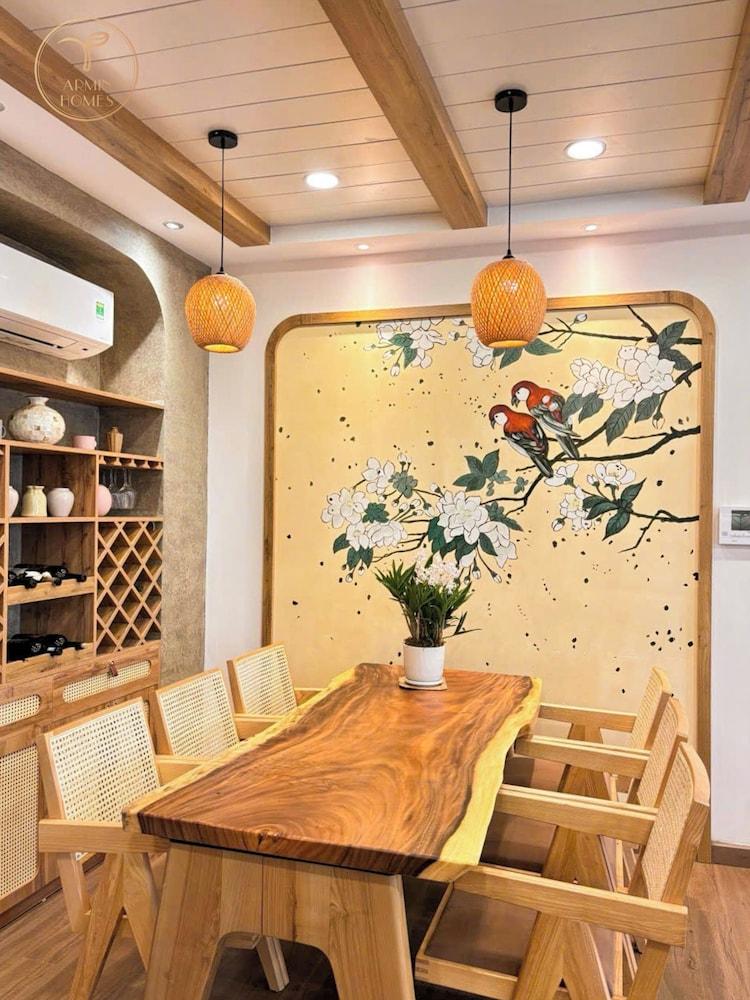 Armin Homes 3BR Wabi Sabi Apt Ecopark