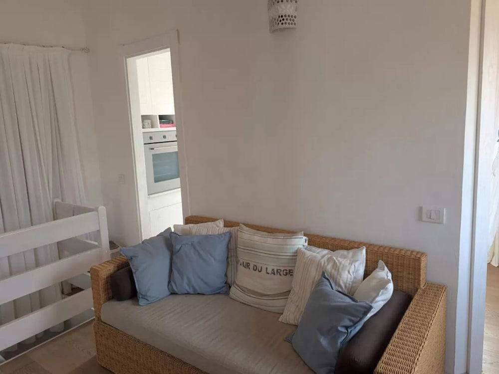 Charming Apartment Near Spiaggia Bianca