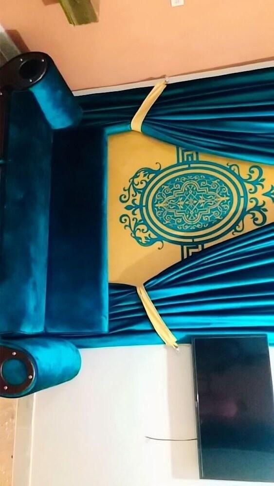 Golden Palace Guest House